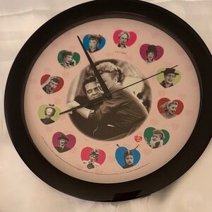 I LOVE LUCY CLOCK, RUNS, BATTERY INCLUDED, Built in Wall Hanger on Back!